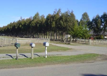 Number your driveway as well as your letterbox. Number your driveway as well as your letterbox.